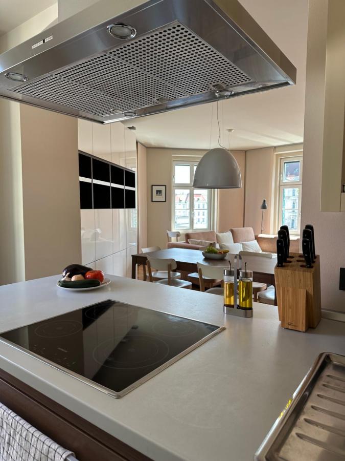 Triple Bridge Ljubljana Apartment Bagian luar foto