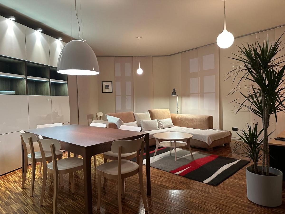 Triple Bridge Ljubljana Apartment Bagian luar foto